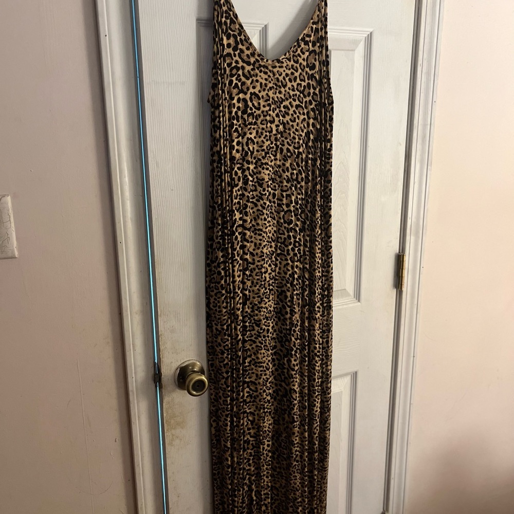 Brand new never worn maxi !